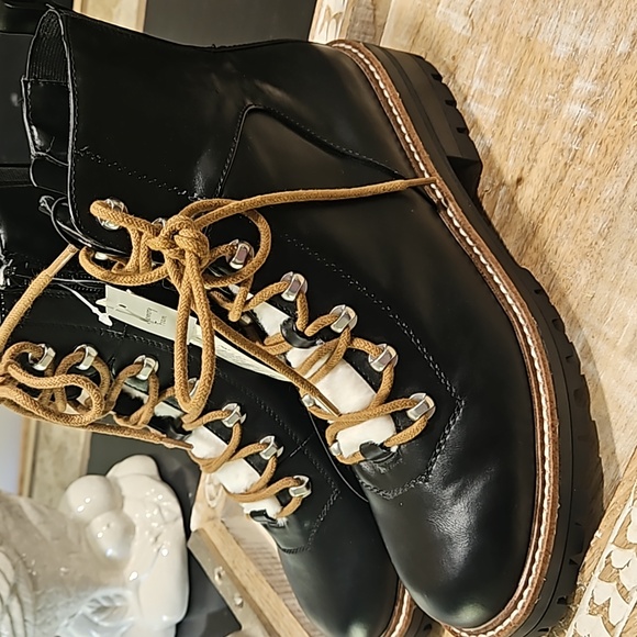 A New Day Black Leighton Memory Foam Boots - Picture 3 of 8